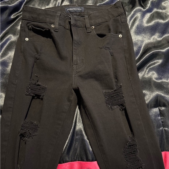 Brand new Aeropostale 
black 
skinny 
high rise jeans
4 long - Picture 2 of 3